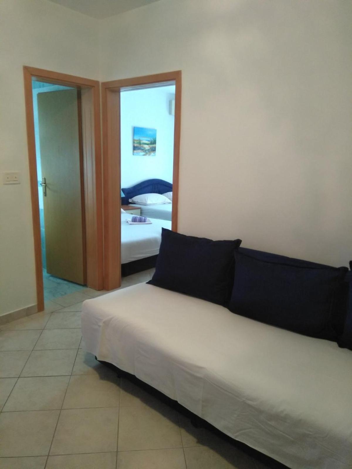 Apartments Matej Neum Szoba fotó