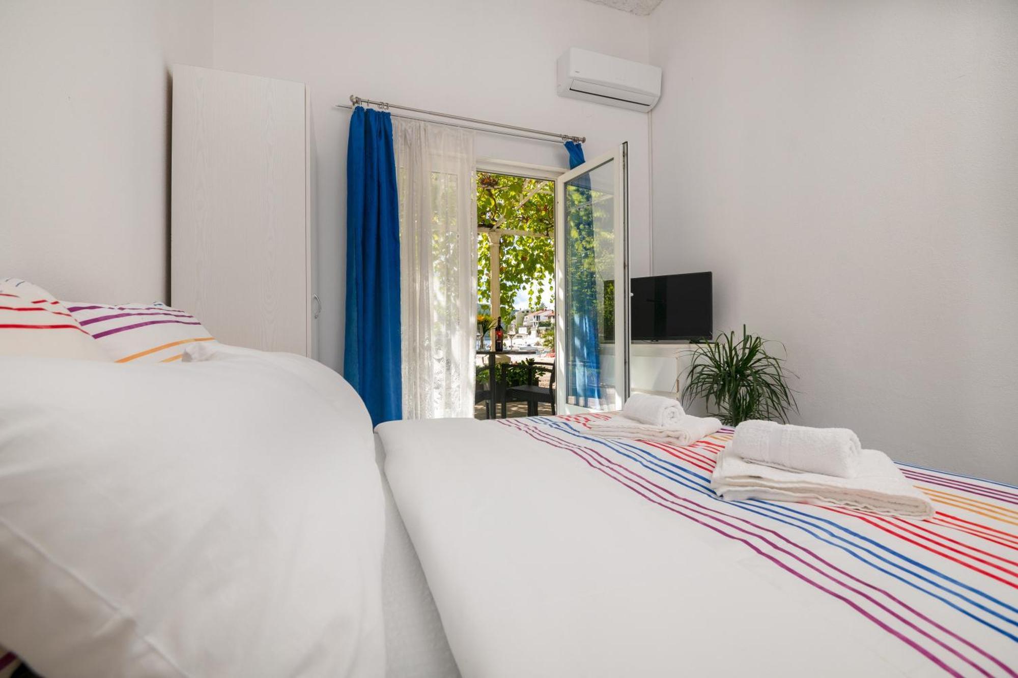 Apartments Matej Neum Szoba fotó